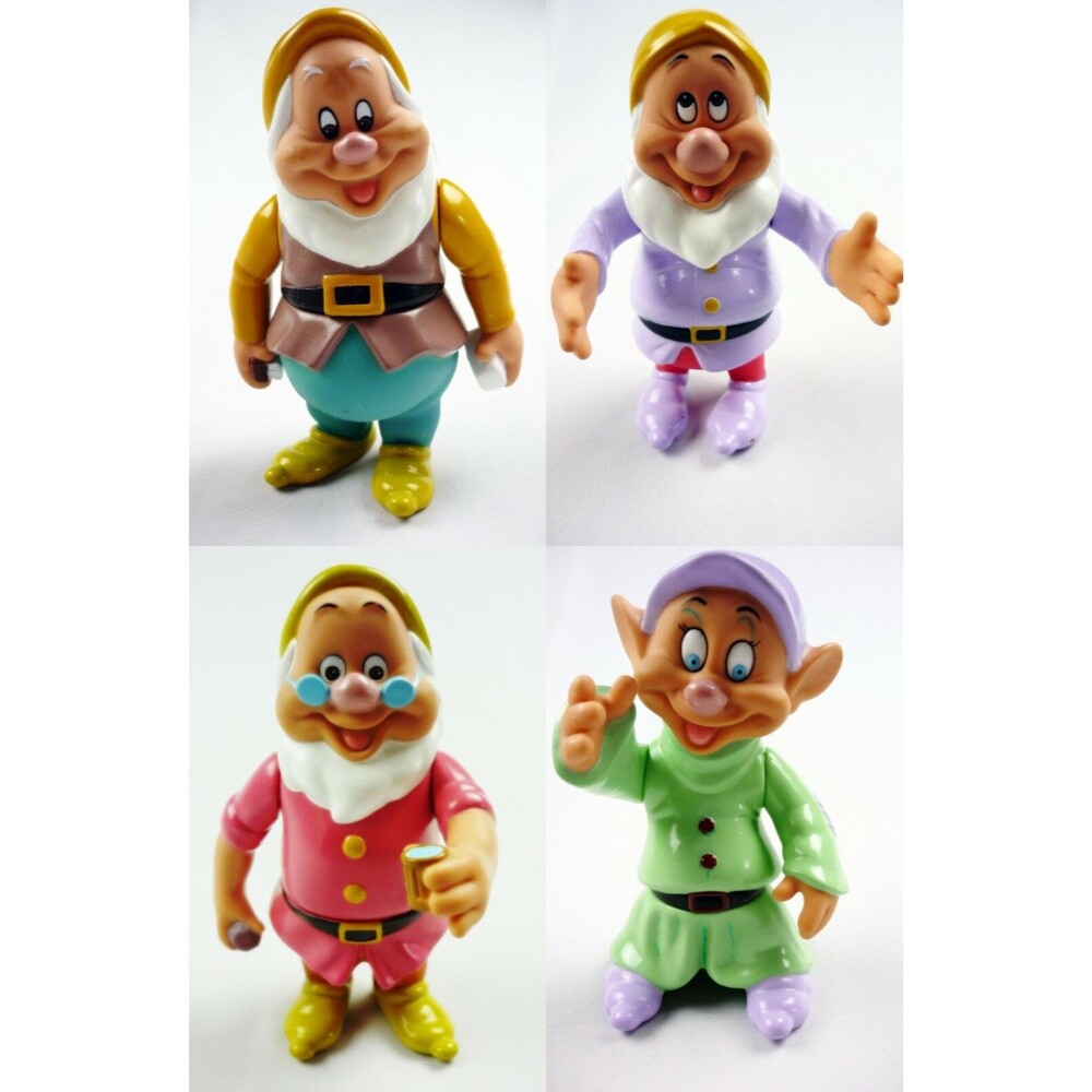 Snow White and the Seven Dwarfs Vintage Vinyl Toy Doll Disney Thailand Set of 4